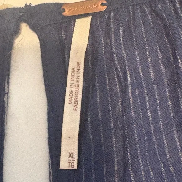 Free People Women's Blue Patterned Top - Picture 5 of 5